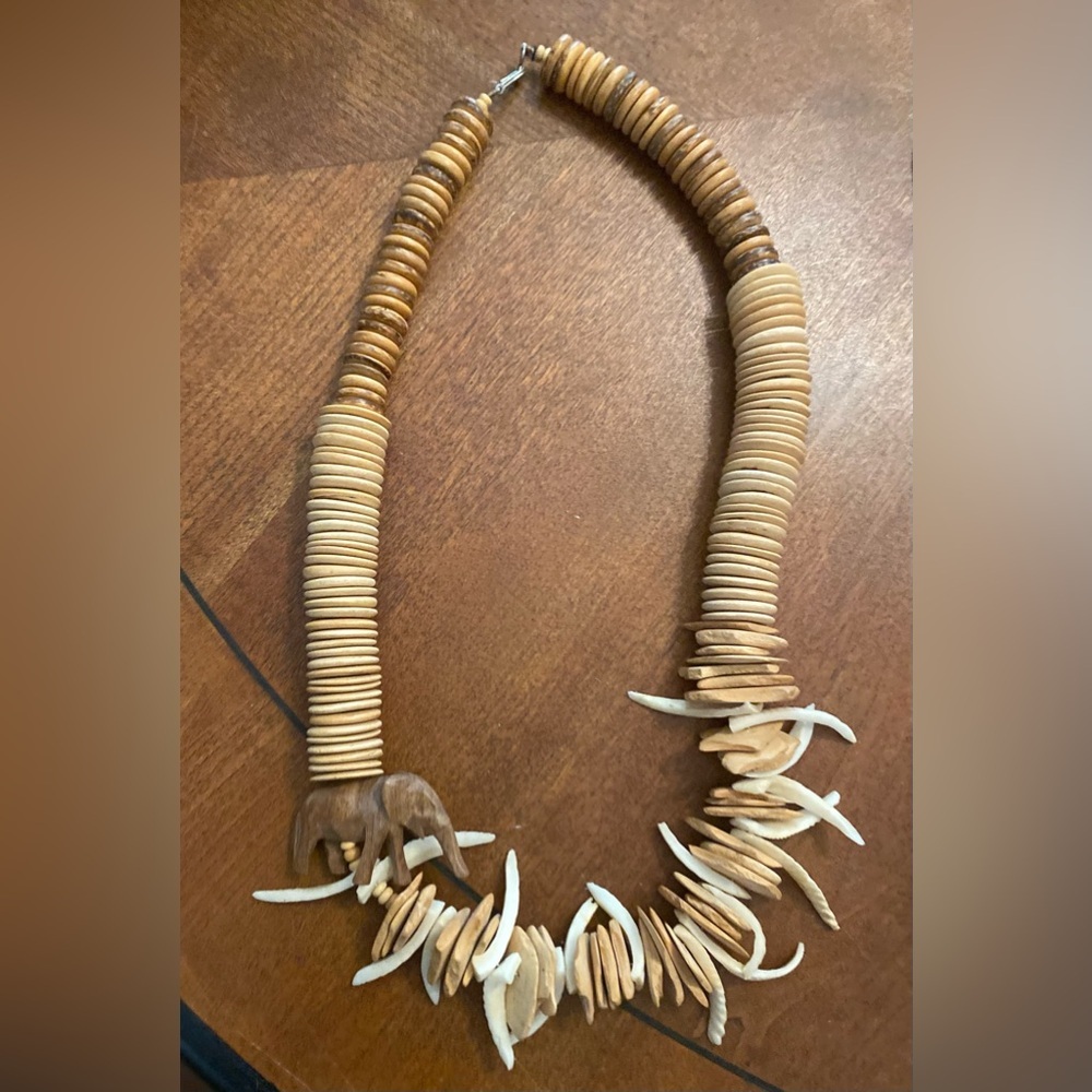 Africana Wood Bead And Shell/bone Necklace Vintage‎